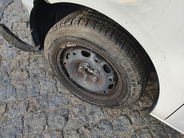 Seat Ibiza · Ano 2013