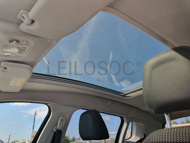 Peugeot 2008 · Ano 2015