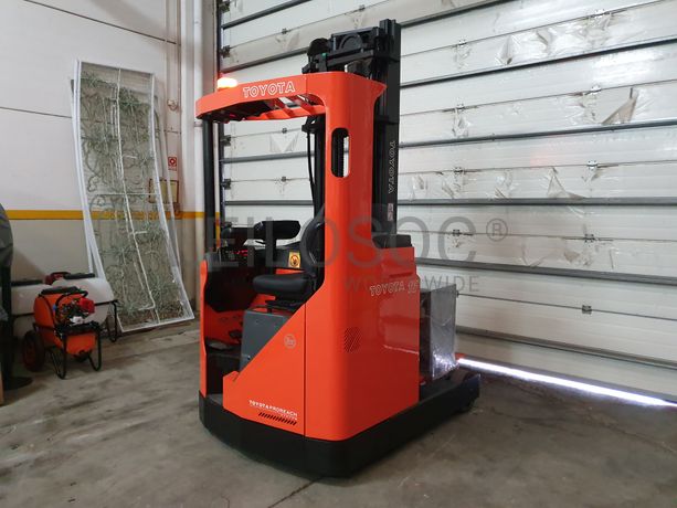 Empilhador Retrátil Toyota BT 16