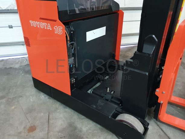 Empilhador Retrátil Toyota BT 16
