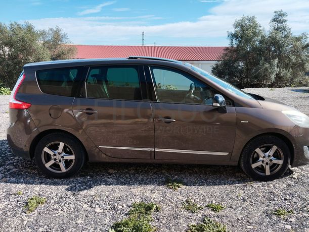 Renault Mégane Scénic · Ano 2012
