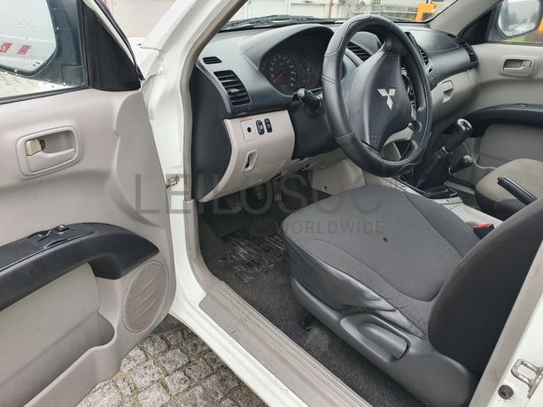 Mitsubishi L200 · Ano 2015