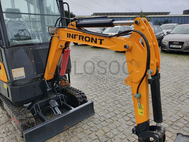 Mini Giratória Infront YFE16 · Ano 2022