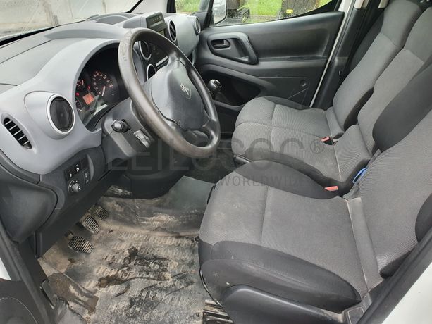 Peugeot Partner · Ano 2017