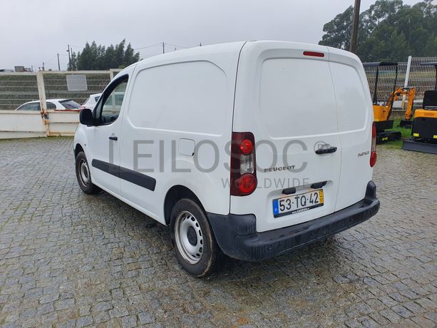 Peugeot Partner · Ano 2017