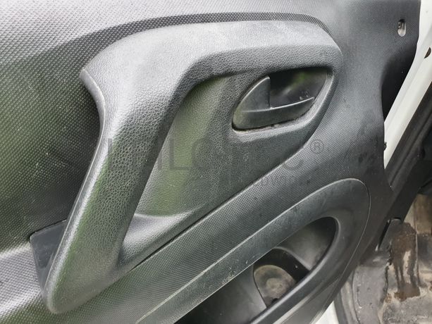 Peugeot Partner · Ano 2017