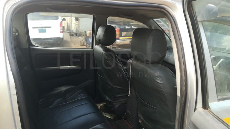 Toyota Hilux · Ano 2013