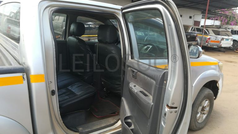 Toyota Hilux · Ano 2013