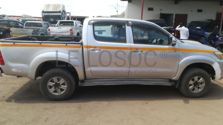 Toyota Hilux · Ano 2013