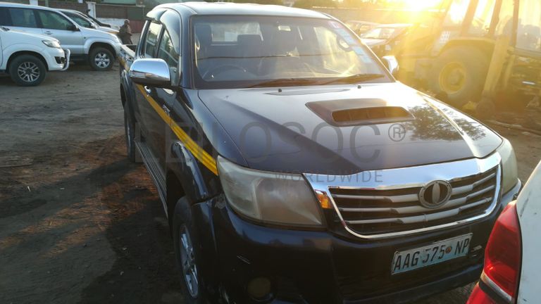 Toyota Hilux · Ano 2013