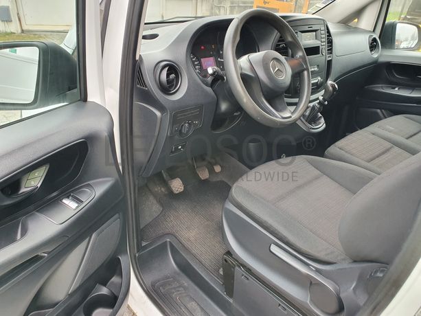 Mercedes-Benz Vito · Ano 2016