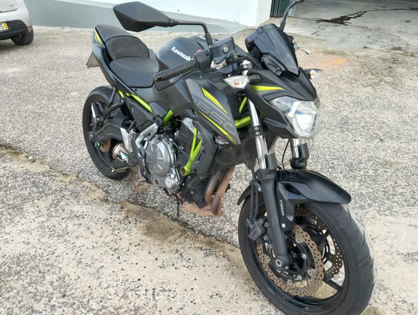 Kawasaki Z650 · Ano 2017