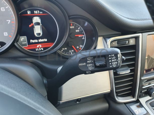 Porsche Panamera S Hybrid · Ano 2012