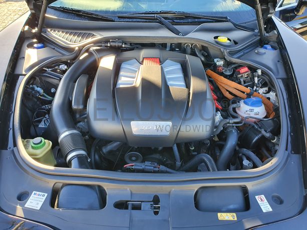 Porsche Panamera S Hybrid · Ano 2012