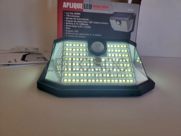 Candeeiro Solar · Painel Solar