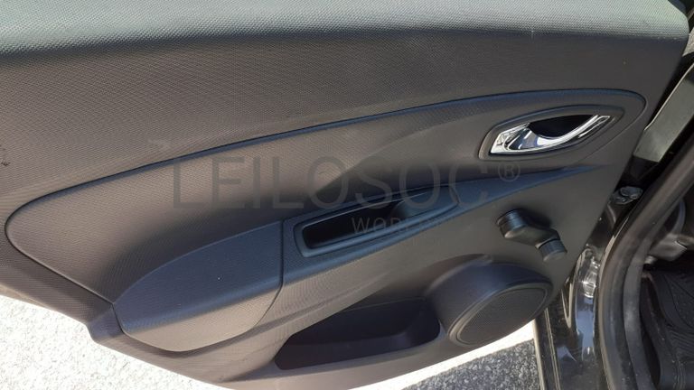 Renault Clio IV Grandtour DCI · Ano 2014