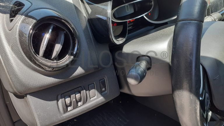 Renault Clio IV Grandtour DCI · Ano 2014