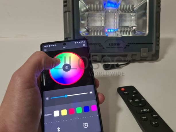 Foco Led e Painel Solar