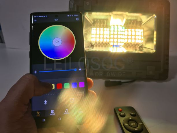 Foco Led e Painel Solar