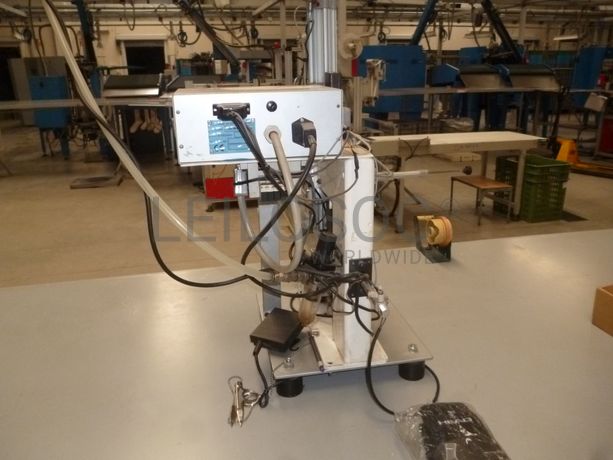 Lotes 12 a 43 - Máquinas Têxteis e Equipamentos