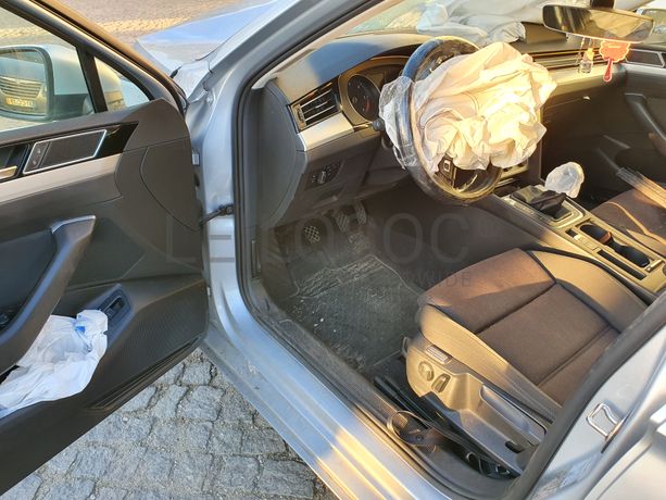 Volkswagen Passat · Ano 2016