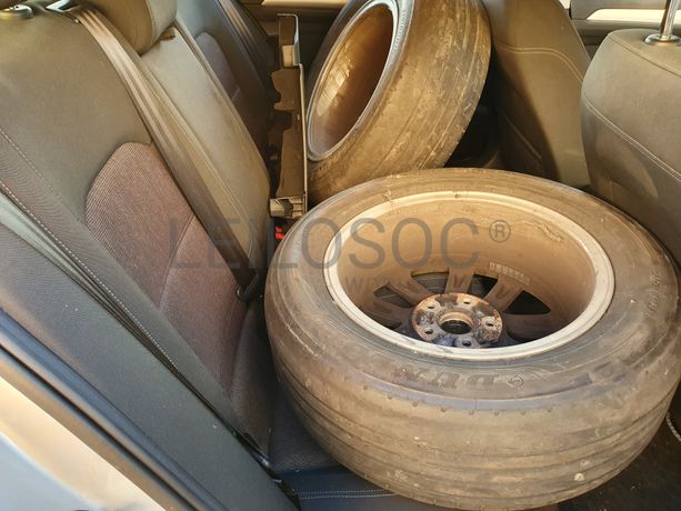 Volkswagen Passat · Ano 2016