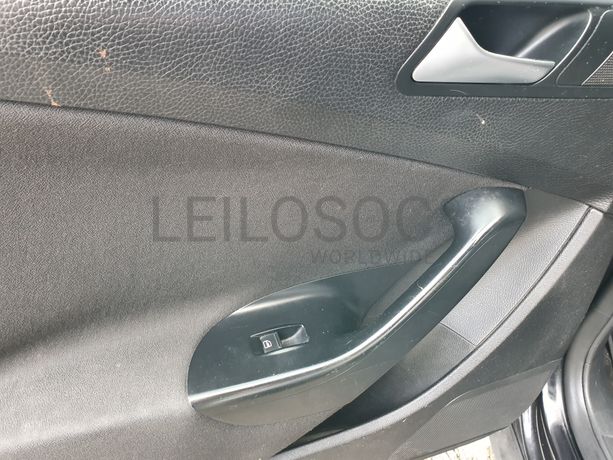 Volkswagen Passat · Ano 2011