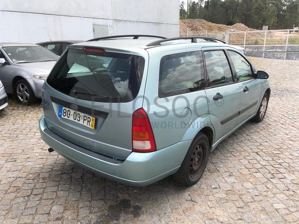 Ford Focus · Ano 2000