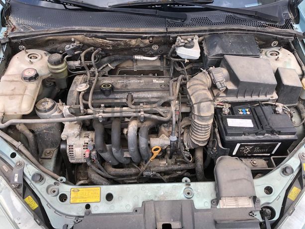 Ford Focus · Ano 2000