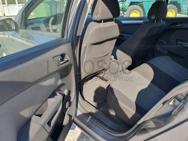 Opel Astra · Ano 2005