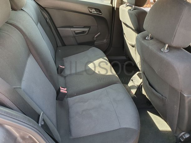 Opel Astra · Ano 2005