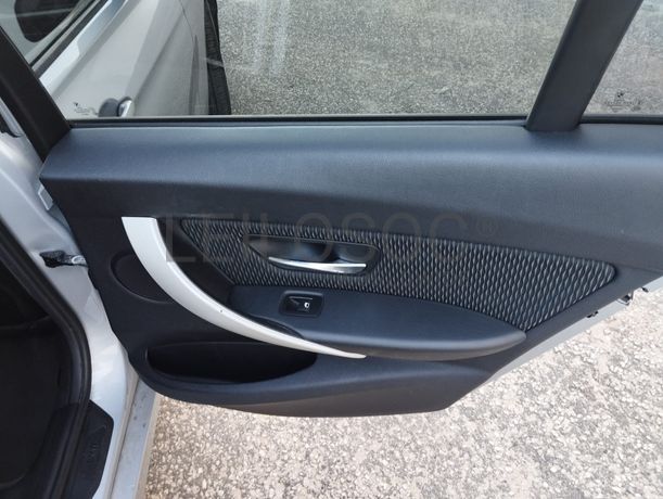 BMW 320D · Ano 2015