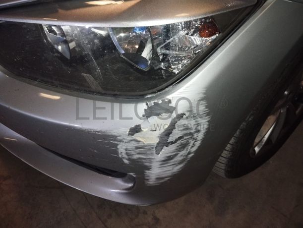 BMW 320D · Ano 2015