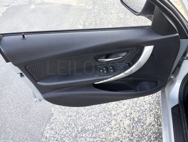 BMW 320D · Ano 2015