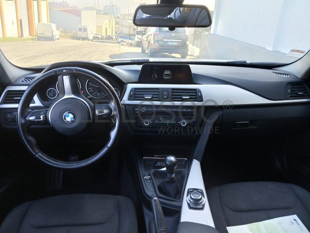BMW 320D · Ano 2015