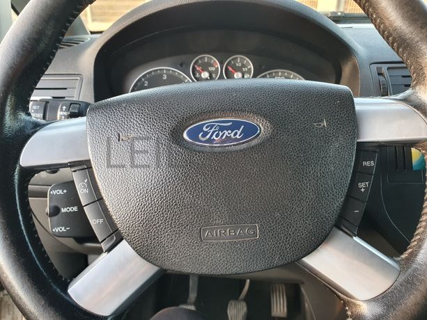 Ford Focus C-max · Ano 2006
