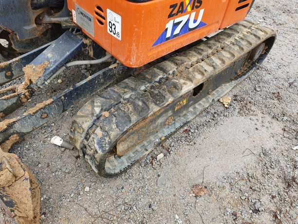 Mini Giratória Rastos Hitachi · Ano 2022