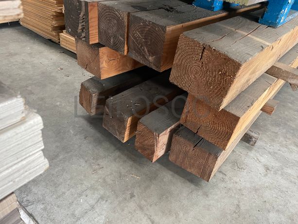 Vigas Madeira · Rodapés