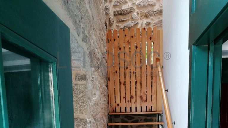 Moradia V2 · Nelas, Viseu