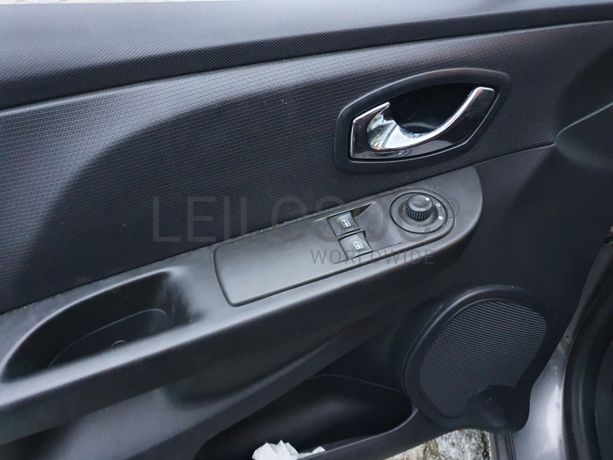 Renault Clio · Ano 2014