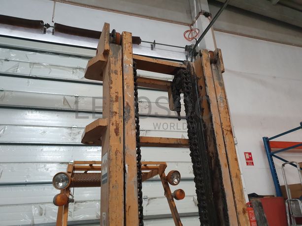 Empilhador Komatsu FD30-7