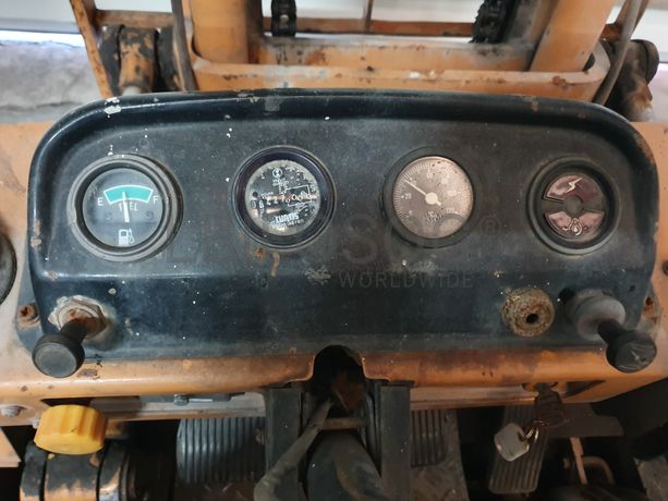 Empilhador Komatsu FD30-7