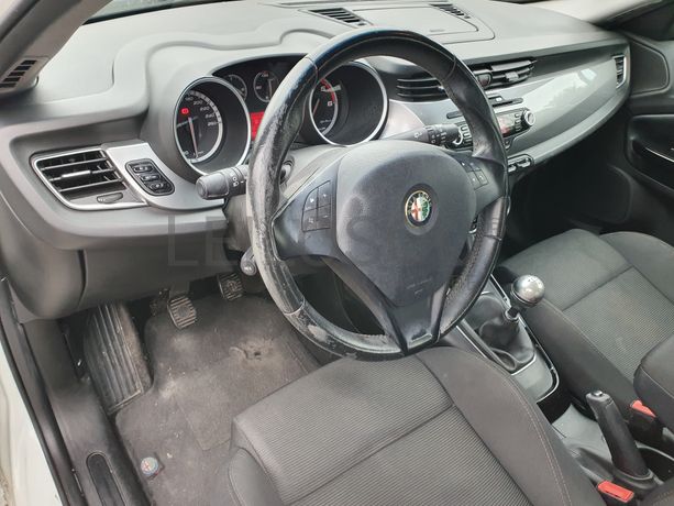 Alfa Romeu Giulietta · Ano 2011