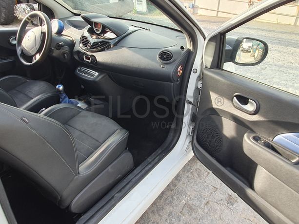 Renault Twingo · Ano 2011