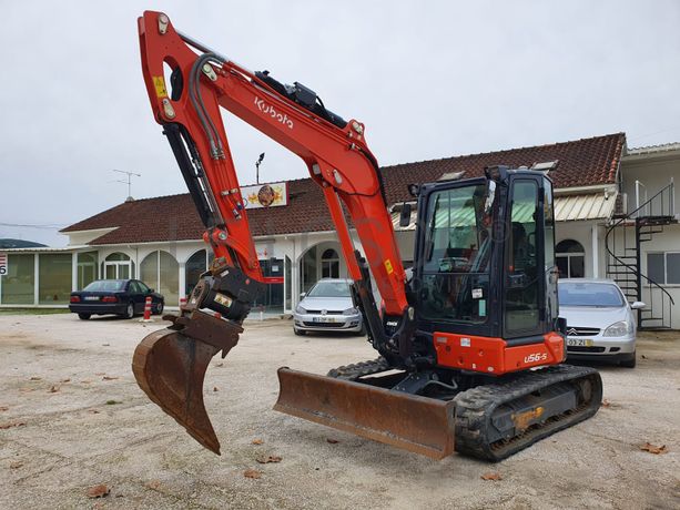Mini Giratória Kubota U56-5