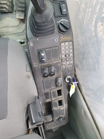 Escavadora Volvo EC2200