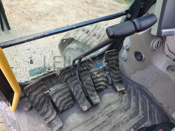 Escavadora Volvo EC2200