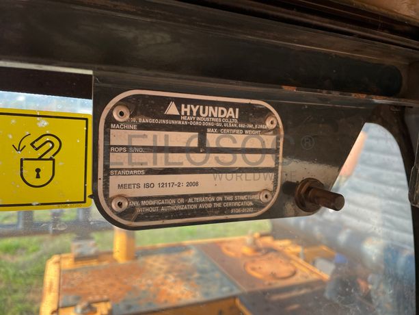 Giratória Hyundai Robex LC-9