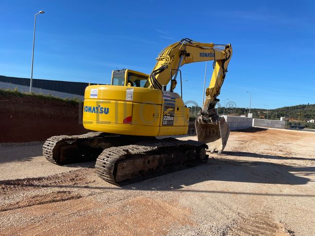 Giratória Komatsu PC 228USLC