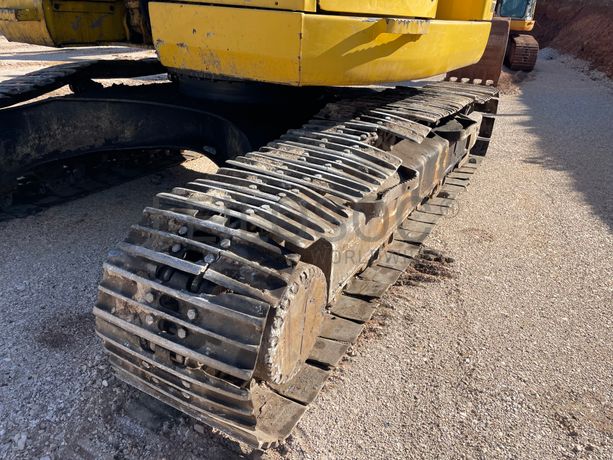 Giratória Komatsu PC 228USLC